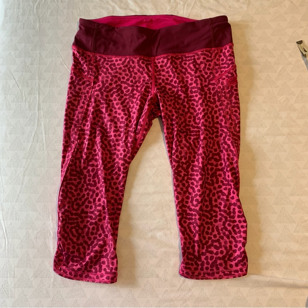 LULULEMON CROPS